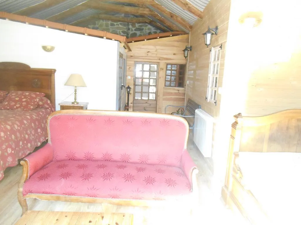 Bed and Breakfast Domaine De La Chave à Saint-Julien-Boutieres